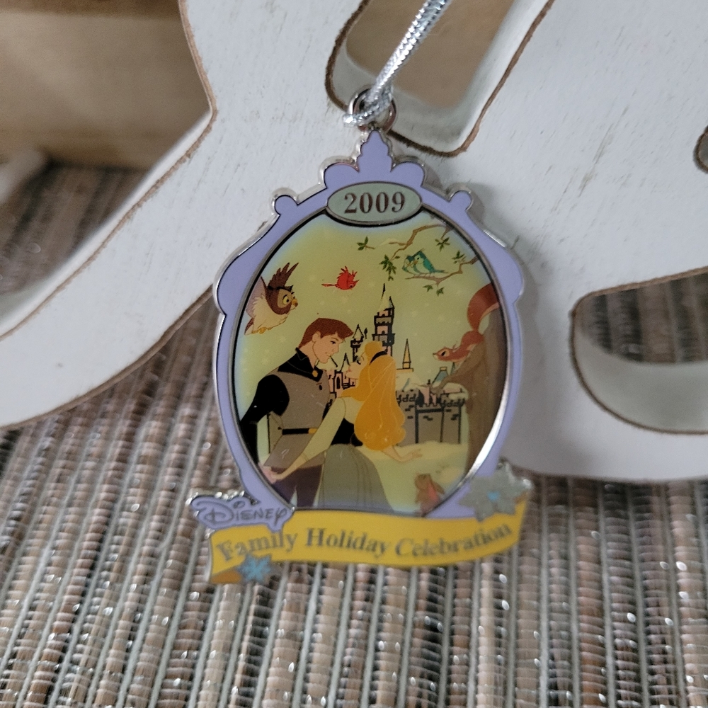 2009 Cinderella hanging ornament
